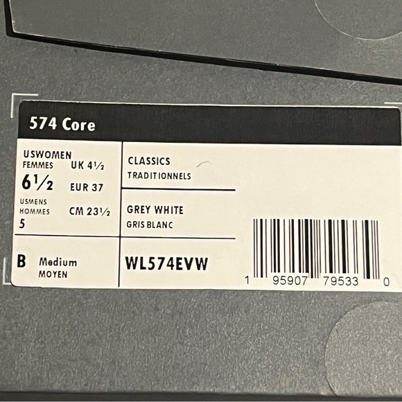 New Balance Women’s Sneakers 574 White Size 6.5 US - Picture 10 of 10